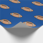 青い背景のサッカーパターン ラッピングペーパー (角)