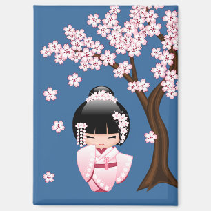青い背景のピンクの着物の可愛いこけし人形 マグネット