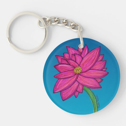 青い背景のフクシアピンクの花 キーホルダー (正面)