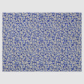 青い背景の切り離し上のミニホワイトシェル 薄葉紙 (正面)