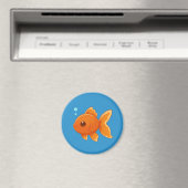 青い背景の可愛い金魚のキャラクターイラスト マグネット (インサイチュ (食洗機))