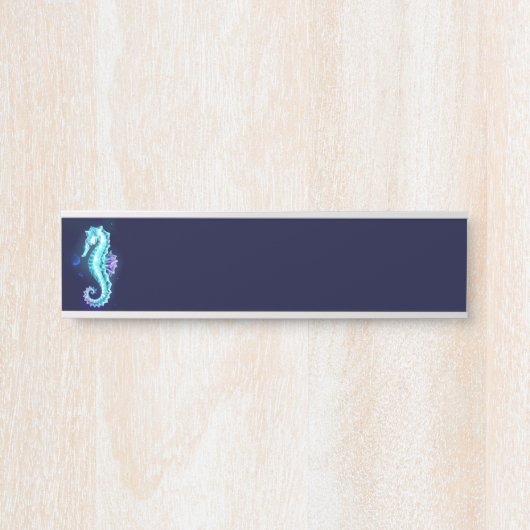 青い背景の水晶アイスシーホース サインプレート (正面)