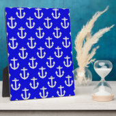 青い背景の白いいかり フォトプラーク (側面)