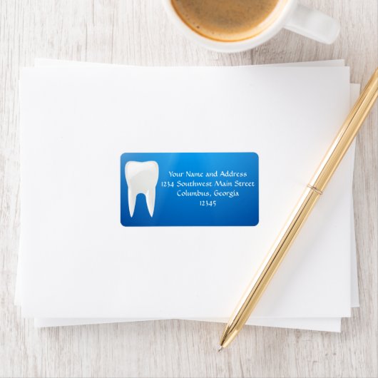 青い背景の白い歯 ラベル (インサイチュ)