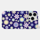 青い背景の花柄 iPhoneケース (裏面横)