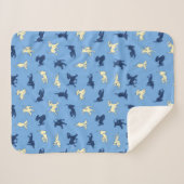 青い背景の黄色と黒のラボパピー シェルパブランケット (正面(横))