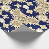 青い背景を持つリバティ模様のクリーム花 ラッピングペーパー (角)