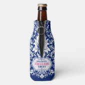 青い背景ピンクのアクセント3b付きホワイトレース ボトルクーラー (ボトル裏面)