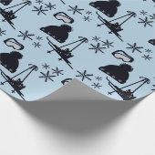青い背景ミニマルにおもしろいスキーデザイン。 ラッピングペーパー (角)