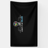 青い自閉症に対する認識を示す 横断幕 (縦)