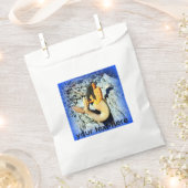 青い色合いのルックメイド フェイバーバッグ (クリップ留めされた状態)