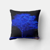 青い色合いの木 クッション (裏面)