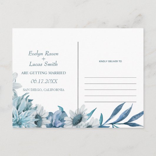 青い花と離れ秋の結婚式付きアーチ ポストカード (裏面)