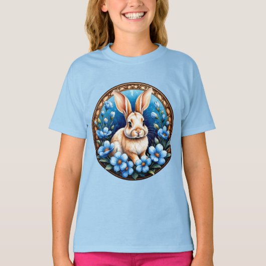 青い花に囲まれたウサギ Tシャツ (正面)