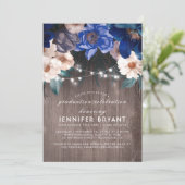 青い花のストリングライトのラスティックな卒業パーティー 招待状 (スタンド正面)