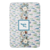青い花の冬の樹木の森 バスマット (正面縦)