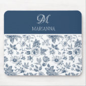 青い花の模様と名前パーソナライズされた マウスパッド (正面)