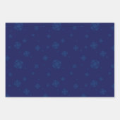 青い花の模様の濃い青の包み紙 ラッピングペーパーシート (正面2)
