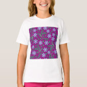 青い花の紫の花柄 Tシャツ (正面)