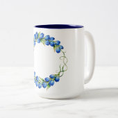 青い花輪のコーヒーマグ ツートーンマグカップ (正面右)