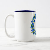 青い花輪のコーヒーマグ ツートーンマグカップ (左)
