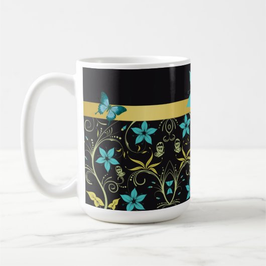 青い花、つる植物、蝶 コーヒーマグカップ (左)