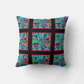 青い花 クッション (裏面)