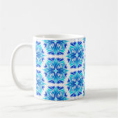 青い花、花の模様、花の模様 コーヒーマグカップ (左)