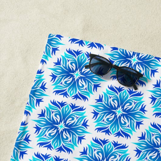 青い花、花の模様、花の模様 ビーチタオル (インサイチュ)