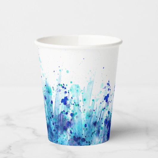 青い草が水の色のアートのカップ結婚を跳ね上げた 紙コップ (左)