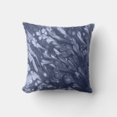 青い葉模様 クッション (正面)