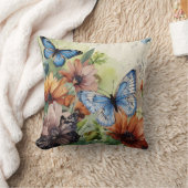 青い蝶と野の花 クッション (ブランケット)