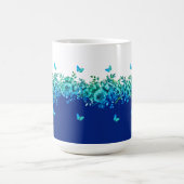 青い蝶の庭の花柄 コーヒーマグカップ (中央)