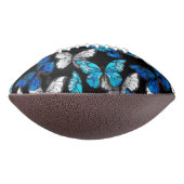 青い蝶モルフォとダークシームレスパターン アメリカンフットボール (回転90)