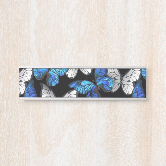 青い蝶モルフォとダークシームレスパターン サインプレート (正面)