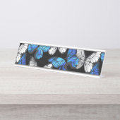 青い蝶モルフォとダークシームレスパターン デスクネームプレート (正面)