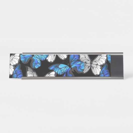 青い蝶モルフォとダークシームレスパターン デスクネームプレート (正面)