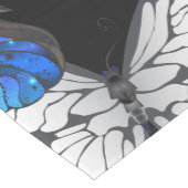 青い蝶モルフォとダークシームレスパターン ミディアムテーブルランナー (コーナー)