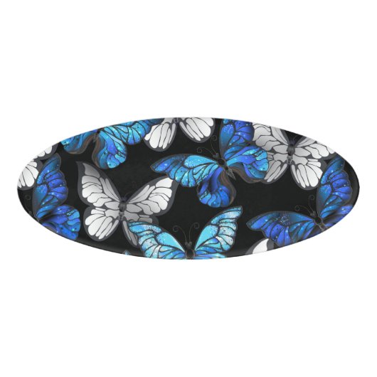 青い蝶モルフォとダークシームレスパターン 名札 (正面)