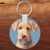 青い襟を着たかわいい犬のポートレート キーホルダー (正面)