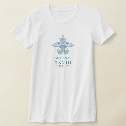 青い要素のあるギリシャのトガの誕生日パーティー Tシャツ (レイダウン)
