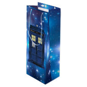 青い警察のパブリックコールボックス – UKタイムトラベル1 ワインギフトバッグ (正面アングル)