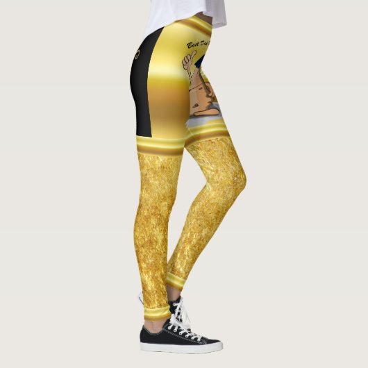 青い警察の帽子が付いている警官のポテト レギンス (右)