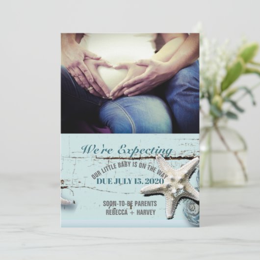 青い貝殻のビーチ写真の妊娠告知 案内状 (スタンド正面)