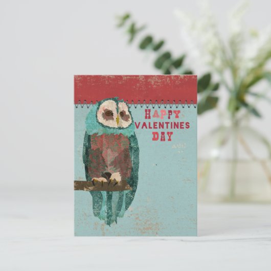 青い赤面のフクロウのバレンタインデーの郵便はがき シーズンポストカード (スタンド正面)