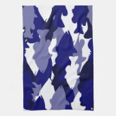 青い迷彩柄の低音の魚釣り キッチンタオル (縦)