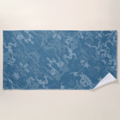 青い迷彩模様 ビーチタオル (正面)