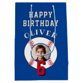 青い野球ボール 子供の誕生日写真 ミディアムペーパーバッグ (裏面)