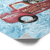 青い雪の上の赤いヴィンテージトラック ポスター (角)