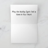 青い雪の結晶の背景にある赤いヴィンテージトラック シーズンカード (内部)